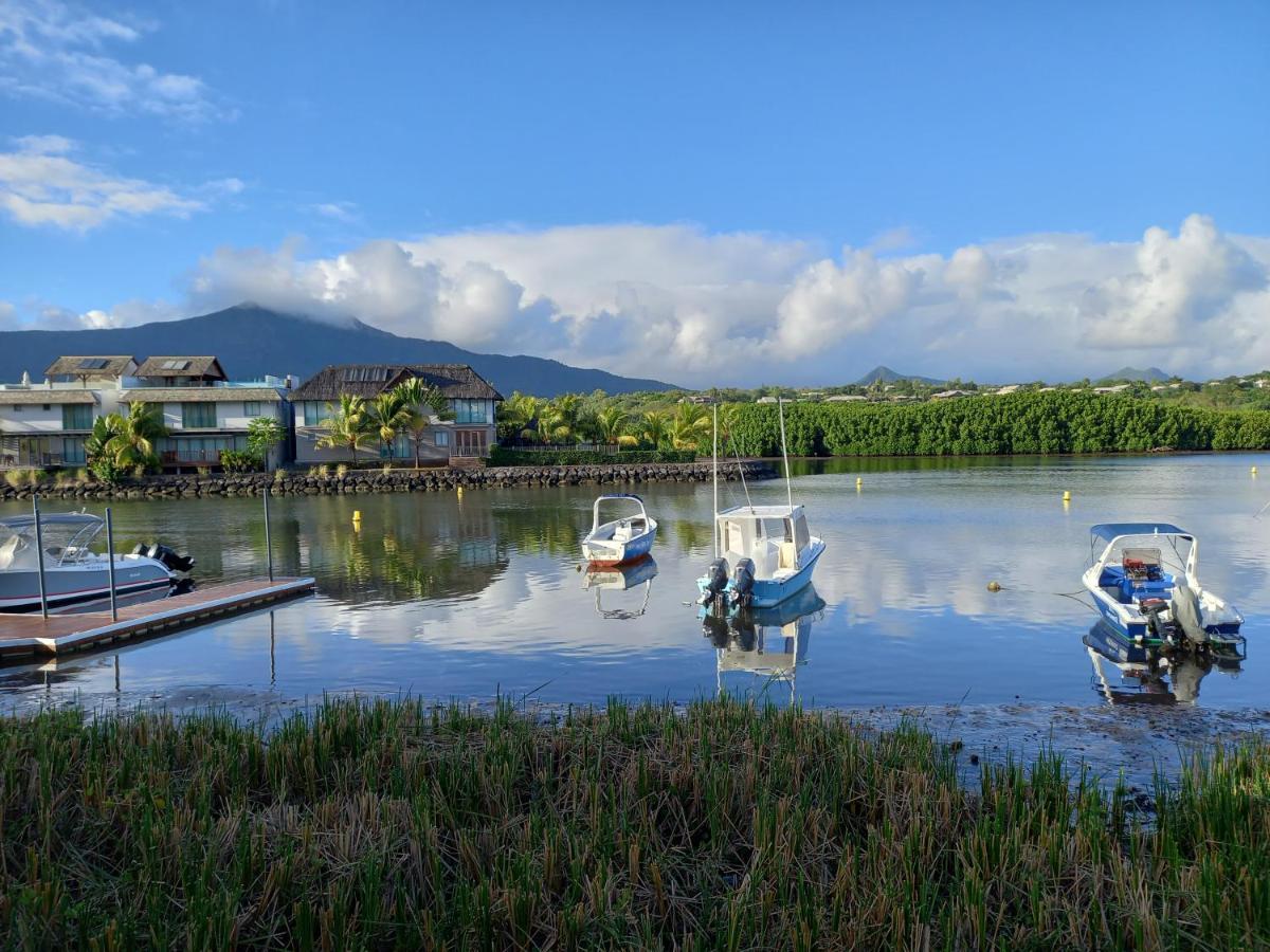 Studio 2 The Waterclub Rivière Noire Εξωτερικό φωτογραφία